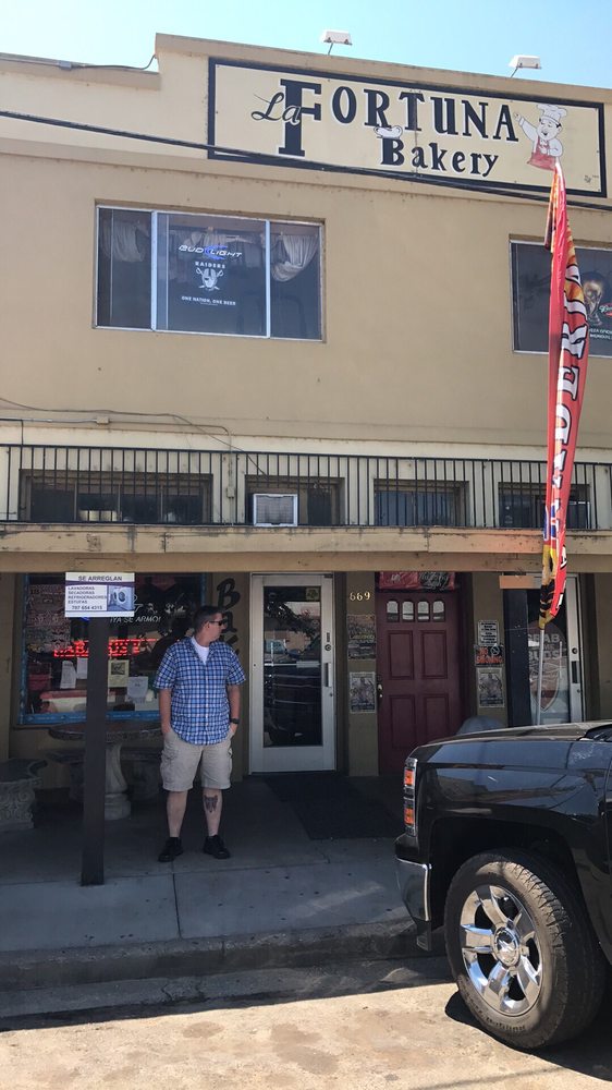 La Fortuna Bakery